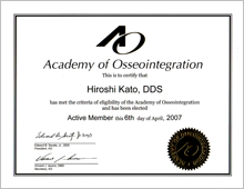 AO(アメリカインプラント学会正会員)